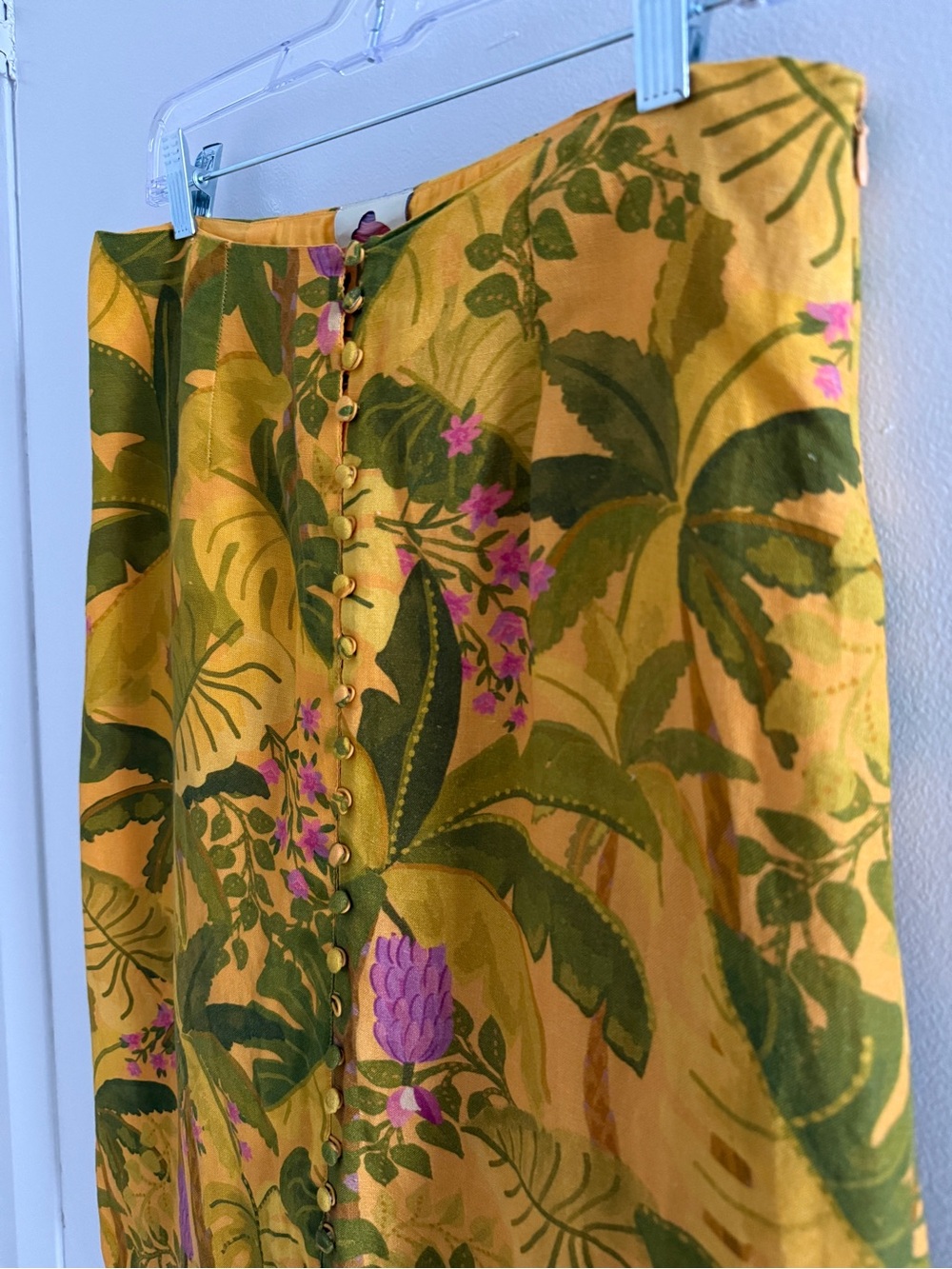 FARM Rio Banana Leaf Yellow Gold Linen Midi Skirt Medium - Picture 2 of 10